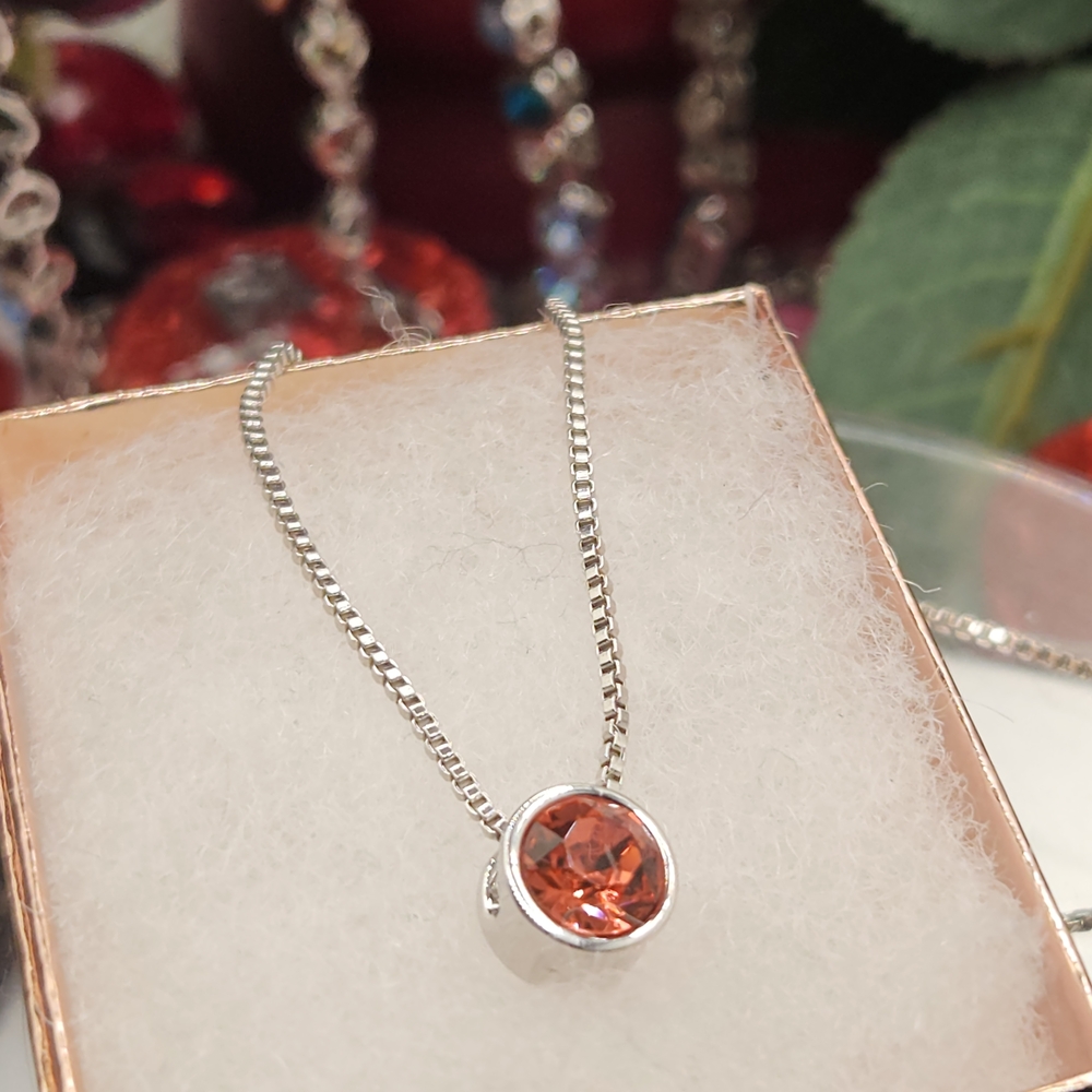 Elegant Swarovki Crystal's Solitaire Pinkish Orange Silver Necklace 18" - Picture 11 of 11